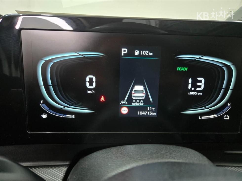 2022 - kia sportage
