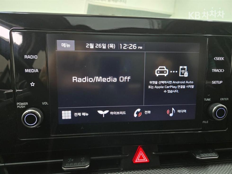 2022 - kia sportage