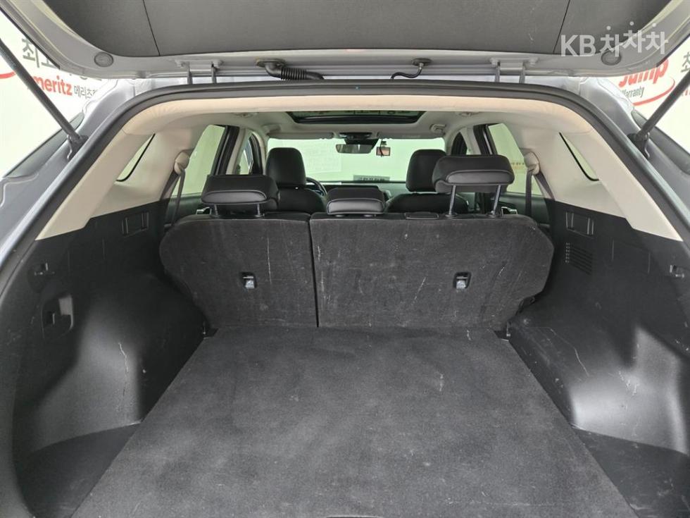 2022 - kia sportage