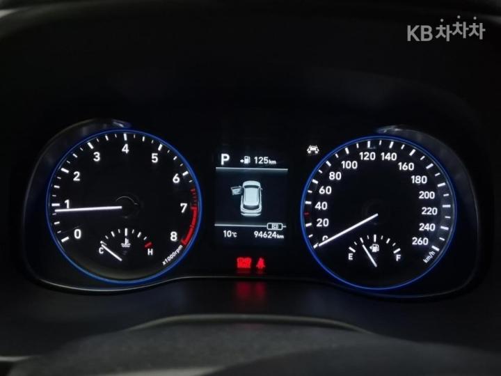 Hyundai Kona 1.6 Turbo Premium 7