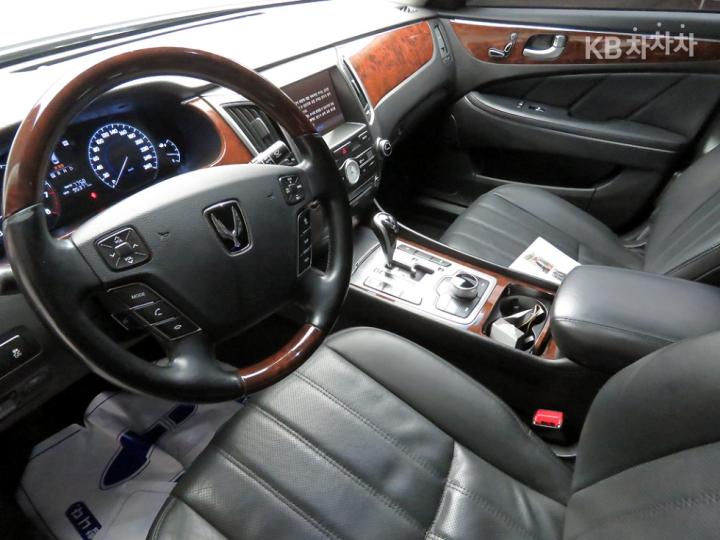 Hyundai Equus New VS380 Prestige 8