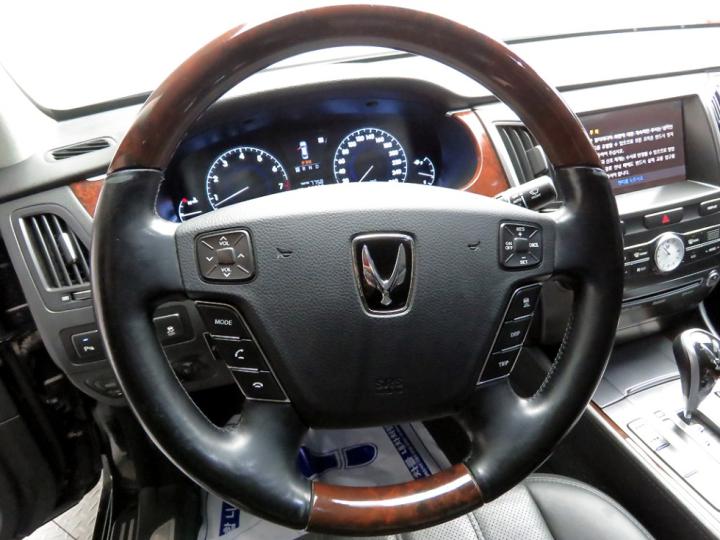 Hyundai Equus New VS380 Prestige 9