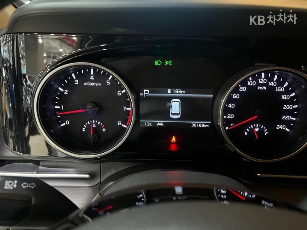 2021 - kia carnival