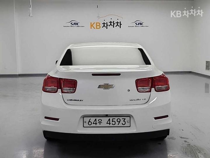 Chevrolet Malibu LPGi 2.0 LS 4