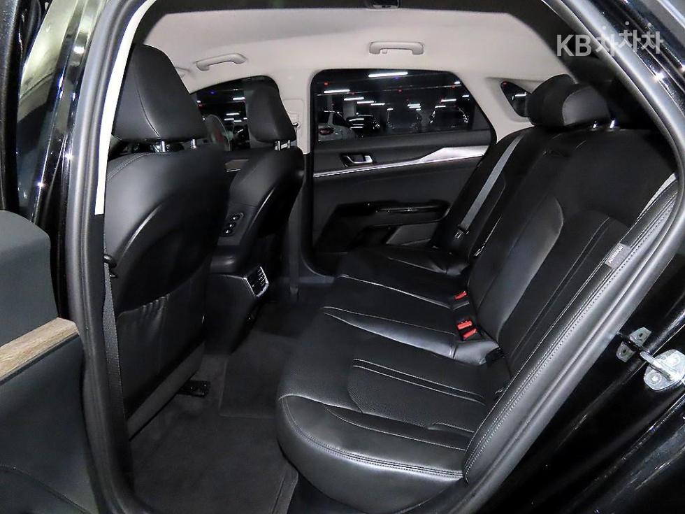 2020 - kia k5