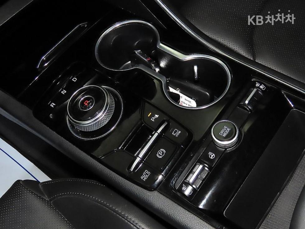 2020 - kia k5