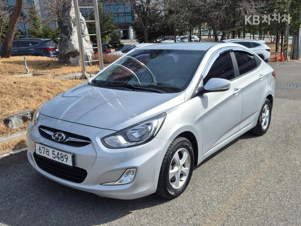 2013 hyundai accent