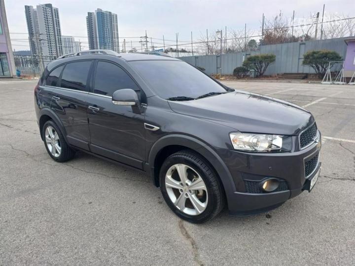 Chevrolet Captiva 2WD LT 5