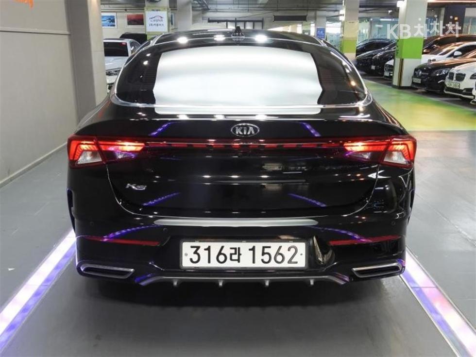 2021 - kia k5