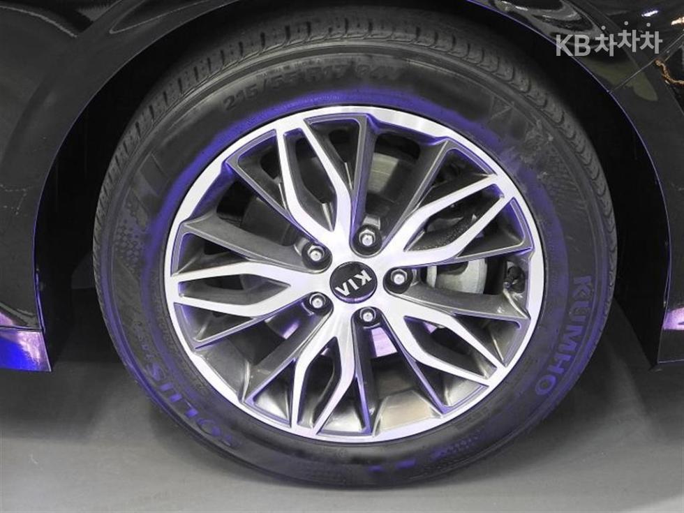 2021 - kia k5