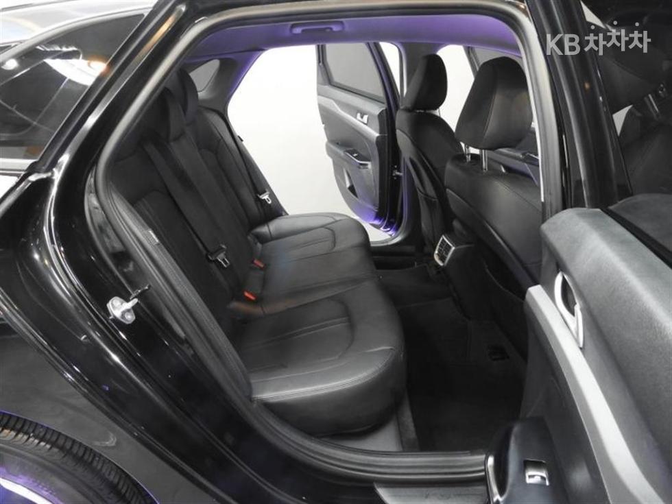 2021 - kia k5