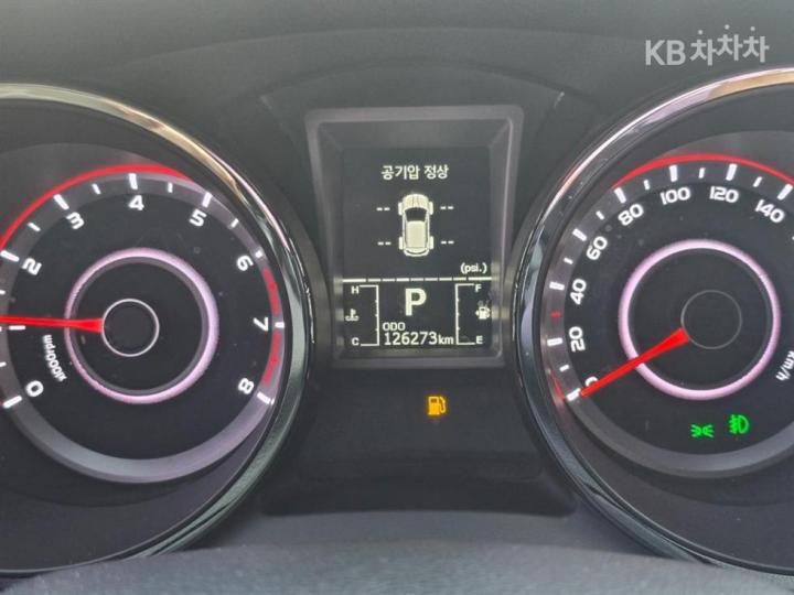 KG Mobility (Ssangyong) Tivoli Gasoline LX Premium Type 3