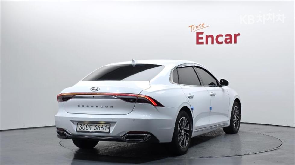 Hyundai Grandeur — miniaturë 2