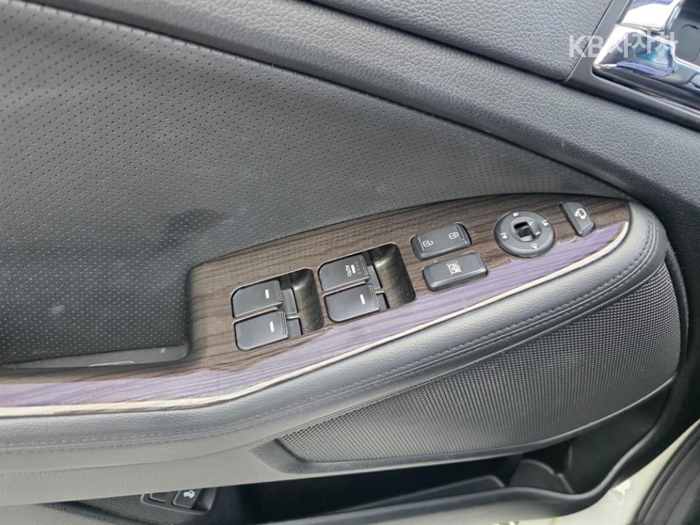 2012 - kia k5