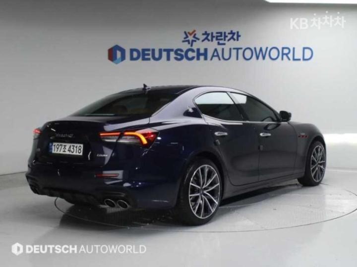 Maserati Ghibli New 3.0 S Q4 GranLusso 3