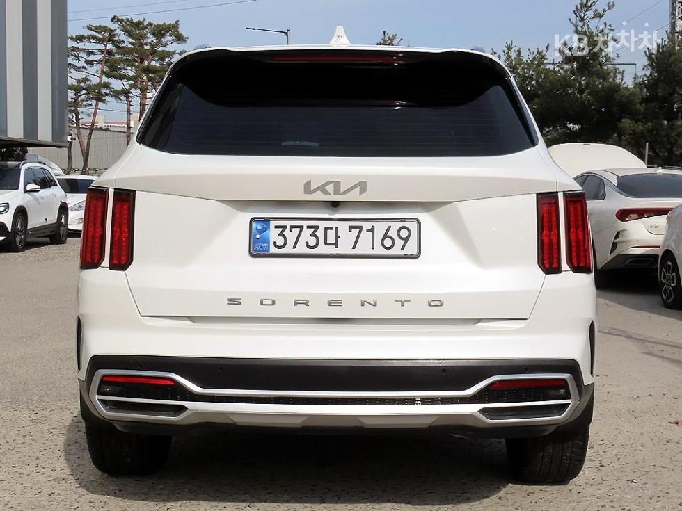 2022 - kia sorento
