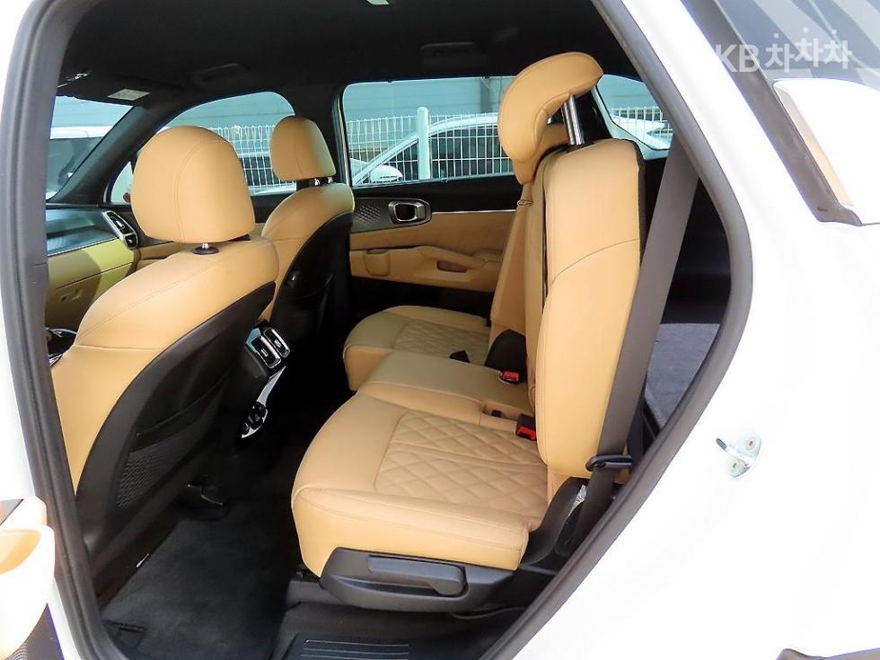 2022 - kia sorento