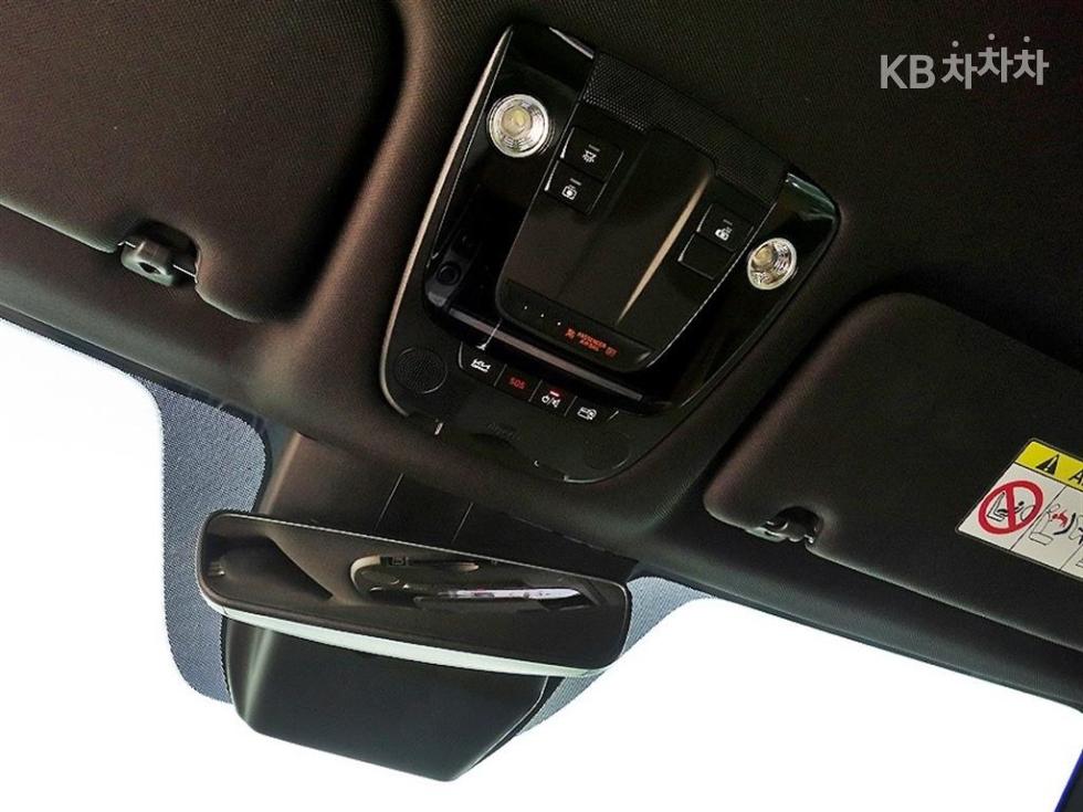 2022 - kia sorento