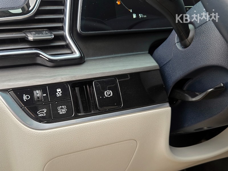 2022 - kia sportage