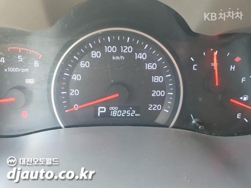 2013 - kia carnival