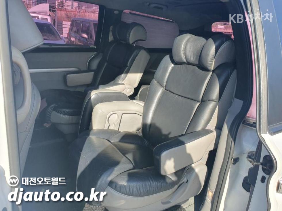 2013 - kia carnival