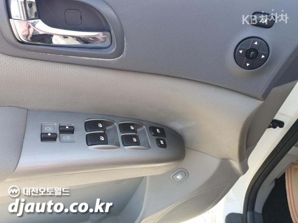 2013 - kia carnival