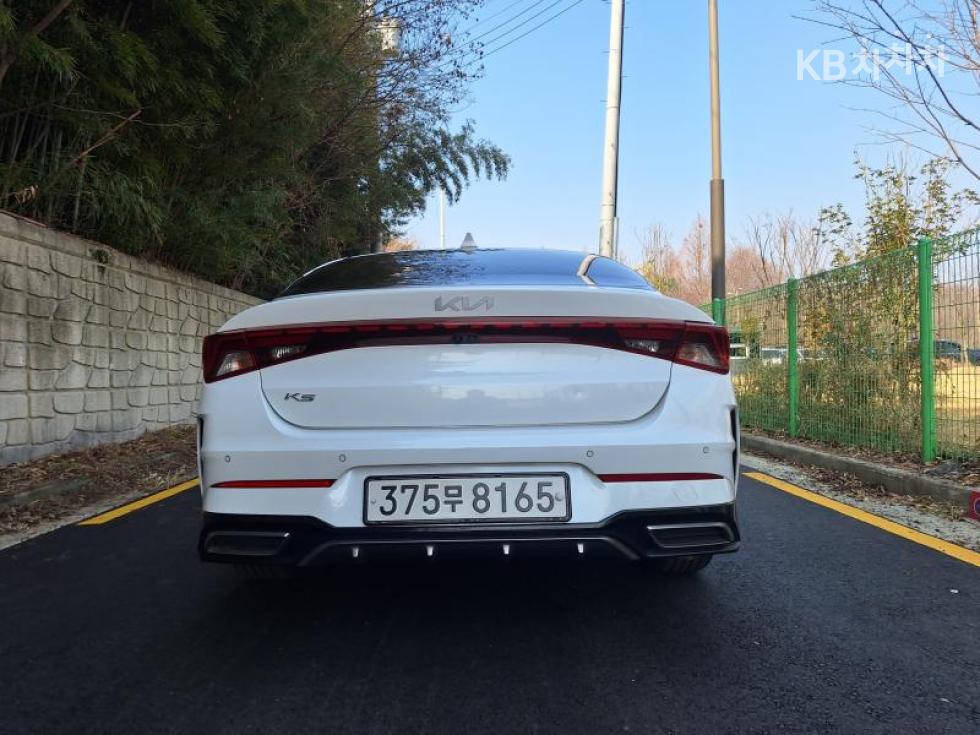 2022 - kia k5