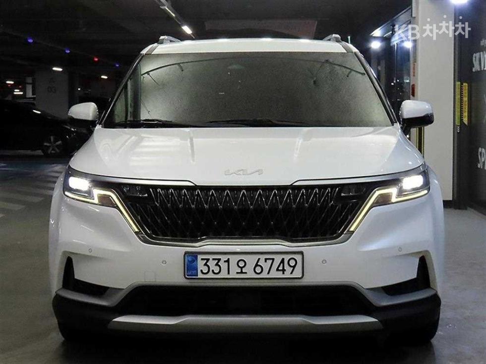 2022 - kia carnival
