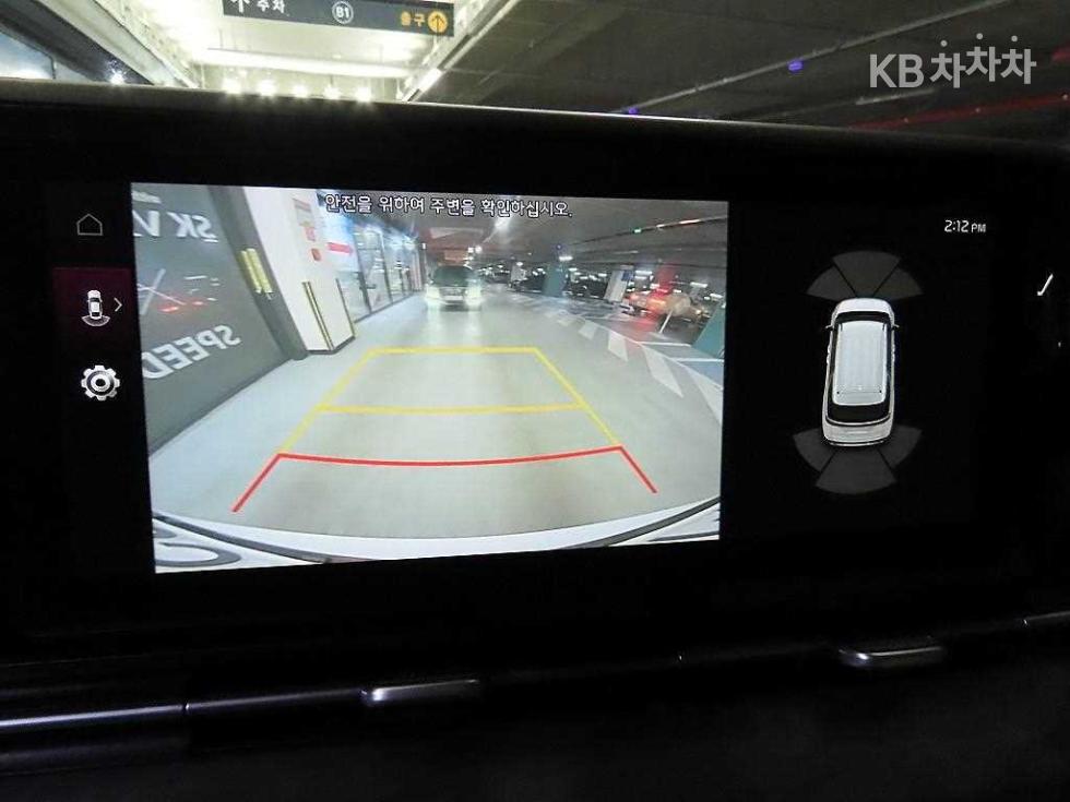 2022 - kia carnival