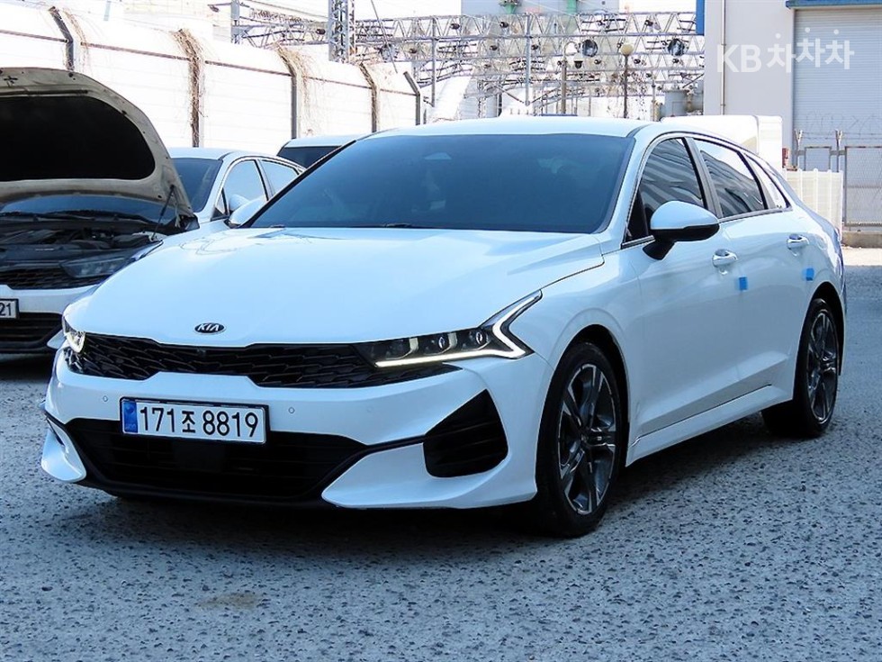 Kia K5 3세대 1.6 가솔린 터보 시그니처 - фото 1