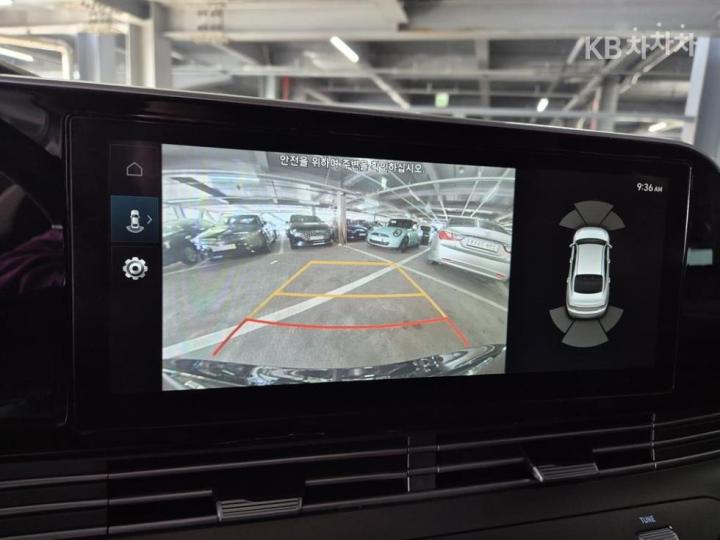 Hyundai Grandeur Hybrid 2.4 Premium 9