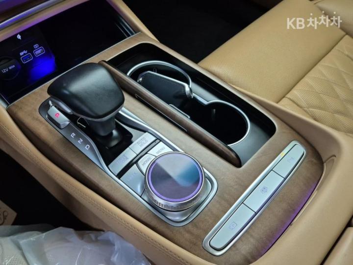 Kia K9 3.8 GDI AWD Best Selection Ⅰ 9