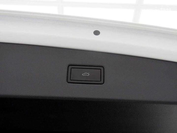 Volkswagen Tiguan 2.0 TDI Prestige 7