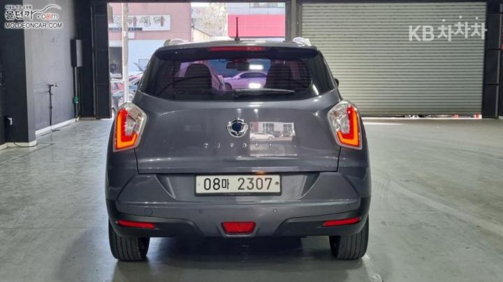 KG Mobility (Ssangyong) Tivoli Gasoline VX 5