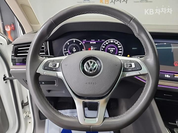 Volkswagen Touareg 3.0 TDI Prestige 10