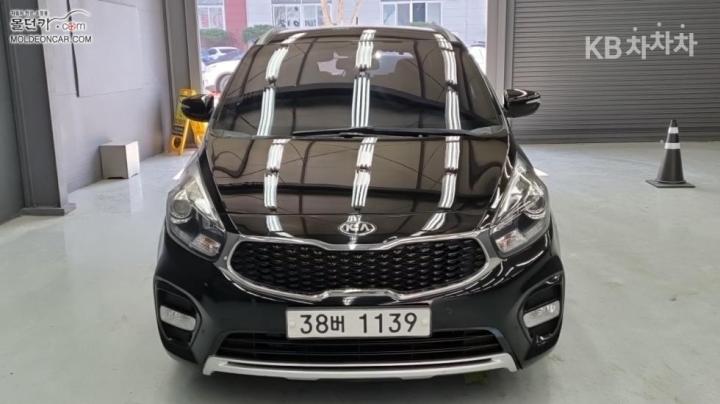 Kia Carens 2.0 LPI Prestige 4