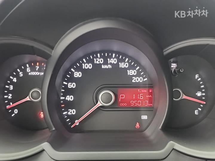 Kia Morning Deluxe 7