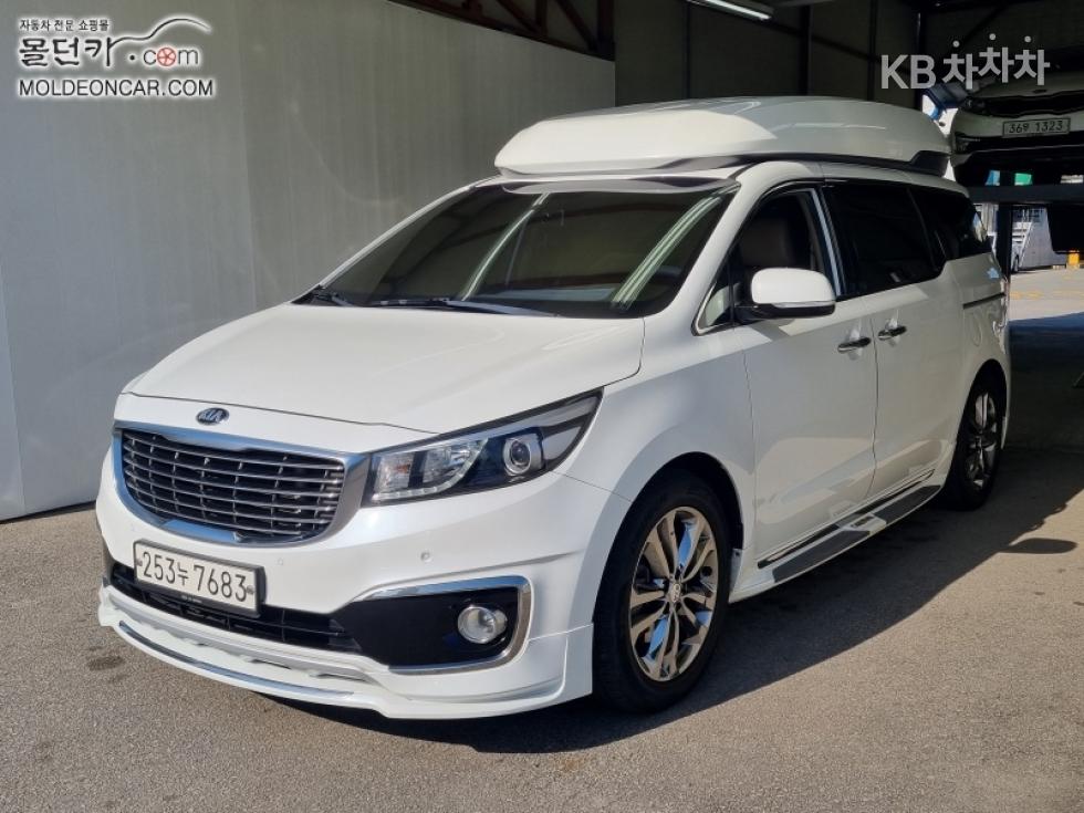 2018 - kia carnival