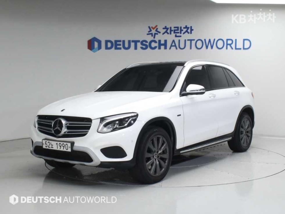 Mercedes-Benz GLC(X253) 350e 4Matic Premium - фото 1