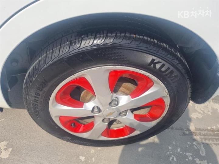 Chevrolet Spark The Next Fashion 9