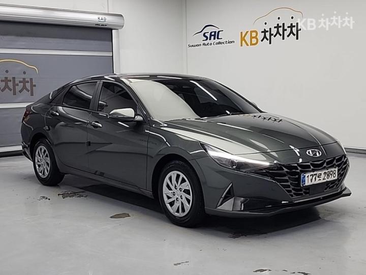 Hyundai Avante CN7 1.6 LPi Style 5