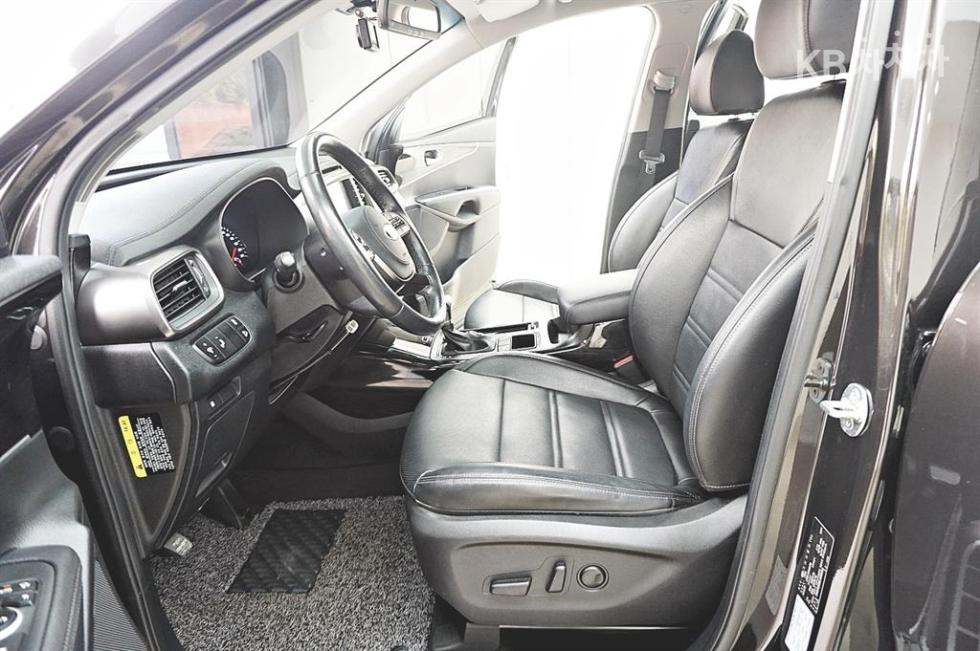 2020 - kia sorento