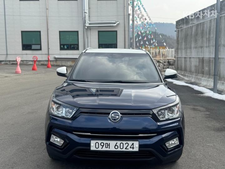 KG Mobility (Ssangyong) Tivoli Armor 1.6 Gasoline VX 2WD