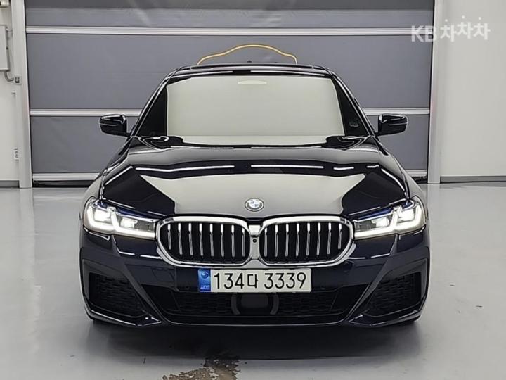 BMW 5 Series G30 530e M Sport 3