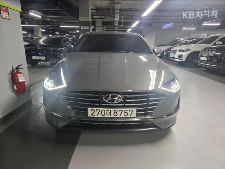 Hyundai Sonata DN8 2.0 Premium 2
