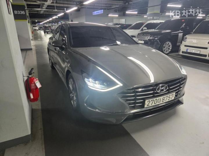 Hyundai Sonata DN8 2.0 Premium 4