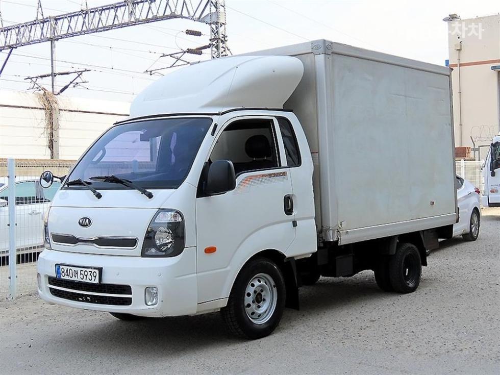 2014 - kia bongo iii