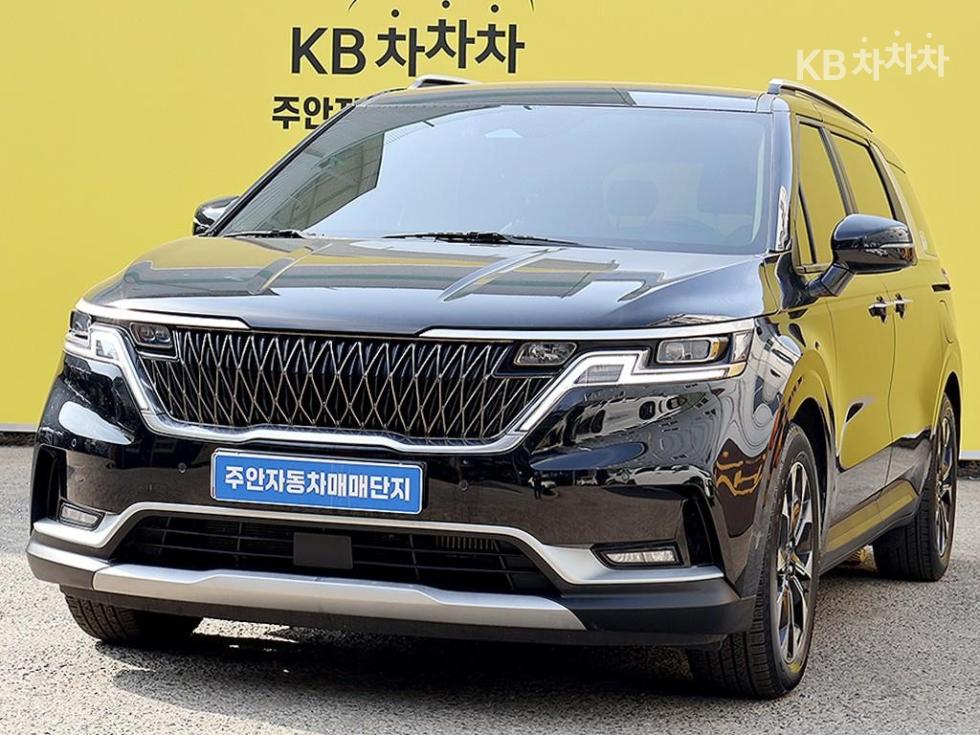 2021 - kia carnival
