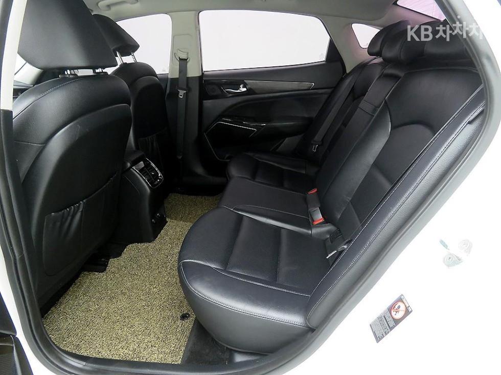 2020 - kia k7