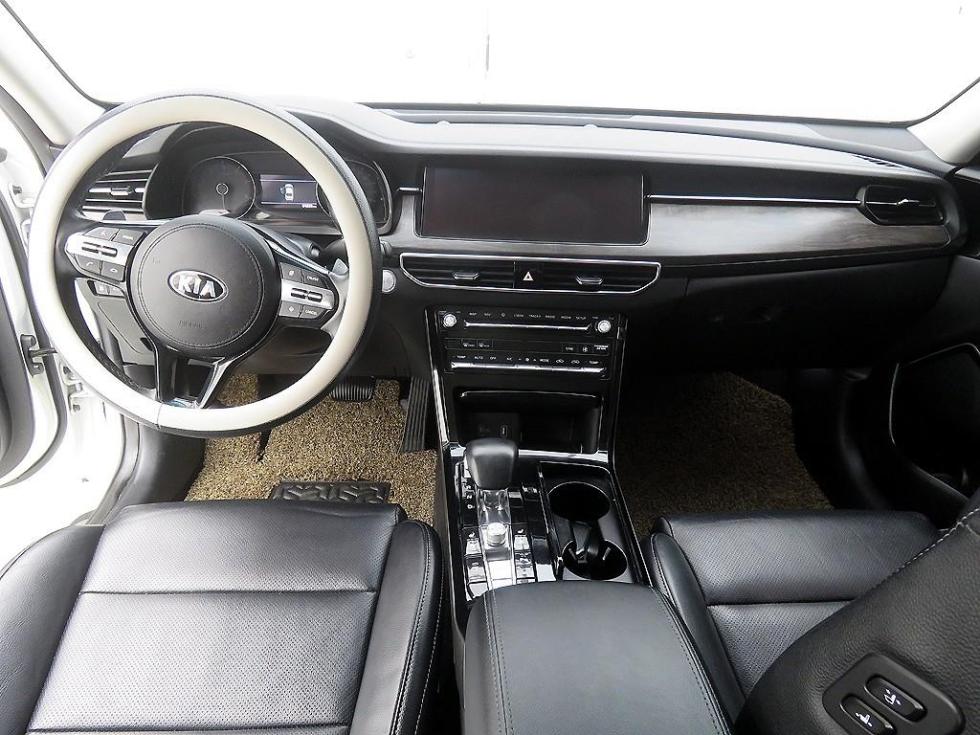 2020 - kia k7